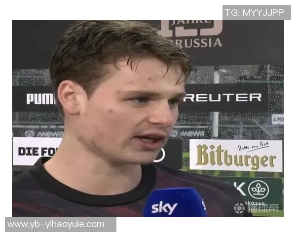 乌尔比希禁区外手球争议德足协解释手臂自然状态未出牌原因